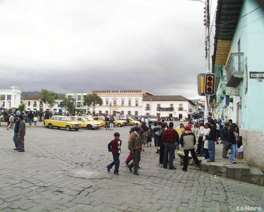 Cantonización de Montúfar