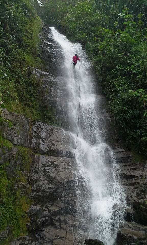 CASCADA  GUAYGAMBI